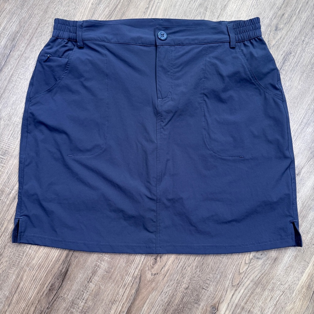 Willis Navy Blue Skort - Size Large